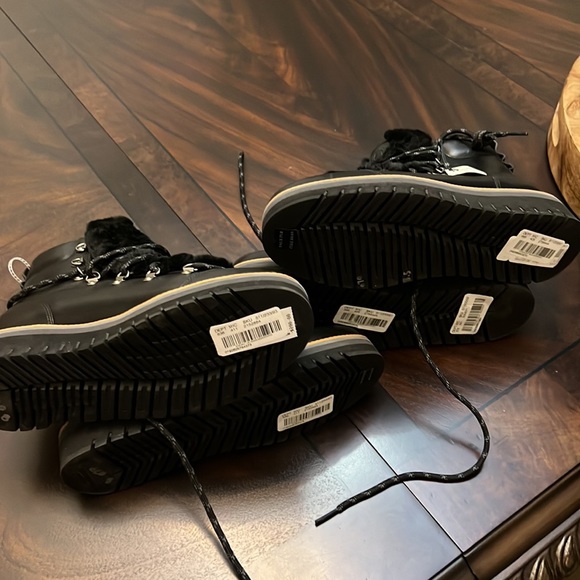 Cole Haan
Zerogrand Explore Waterproof Leather Lace-Up Hikers - Picture 15 of 16